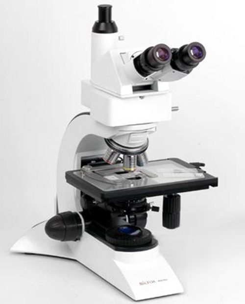 Velký laboratorní mikroskop MCX500 s LED osvětlením | Micros