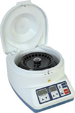 Centrifuga M-24 A